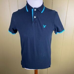 American Eagle Outfitters men M classic fit shirt sleeve 2 button polo